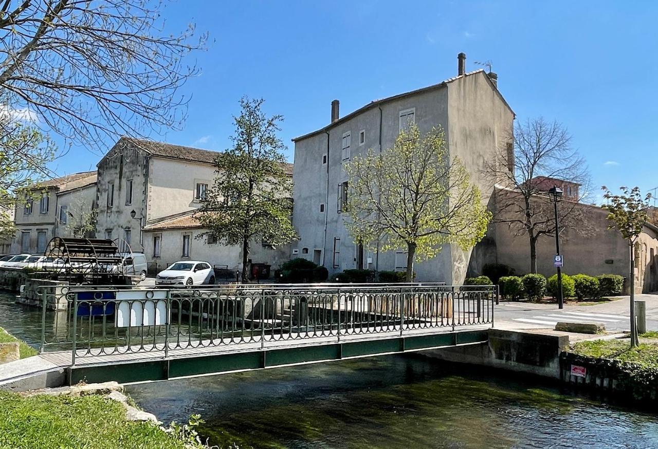 Quai Du Felibre LʼIsle-sur-la-Sorgue Exterior foto